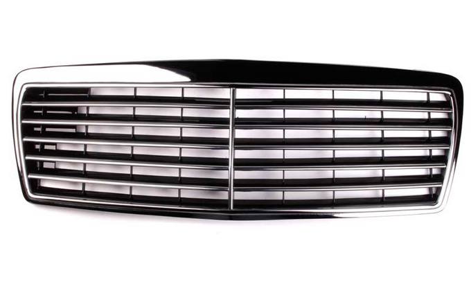 Mercedes Grille Assembly 2108800483